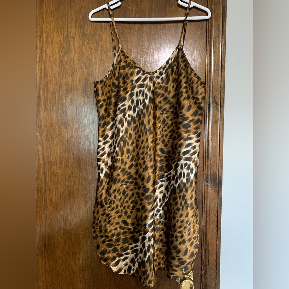 Vintage Kristine Tyler Nightgown Tiger print size Large
